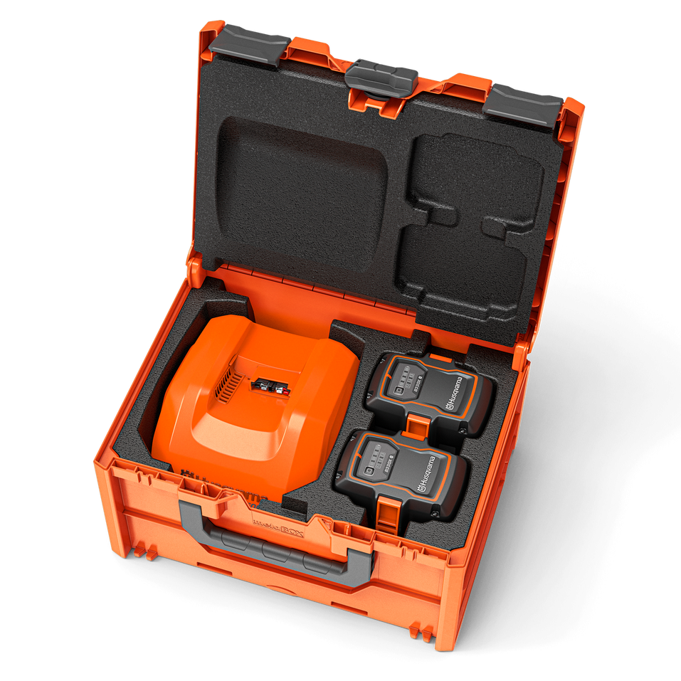Husqvarna Power Pack BC1-UN (2 x 40-B330X 9.0 Ah Li-ion akkumulátor + 40-C750X gyorstöltő + koffer) termék fő termékképe